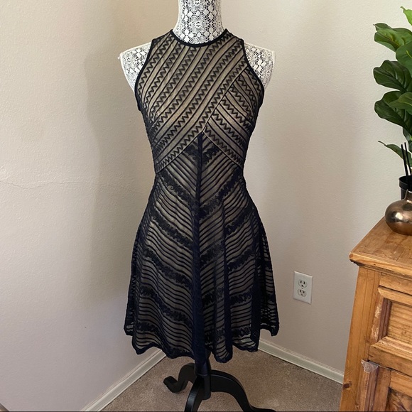 NWT Cache Nude Underlay Black Overlay HiNeck Dress - Picture 1 of 13